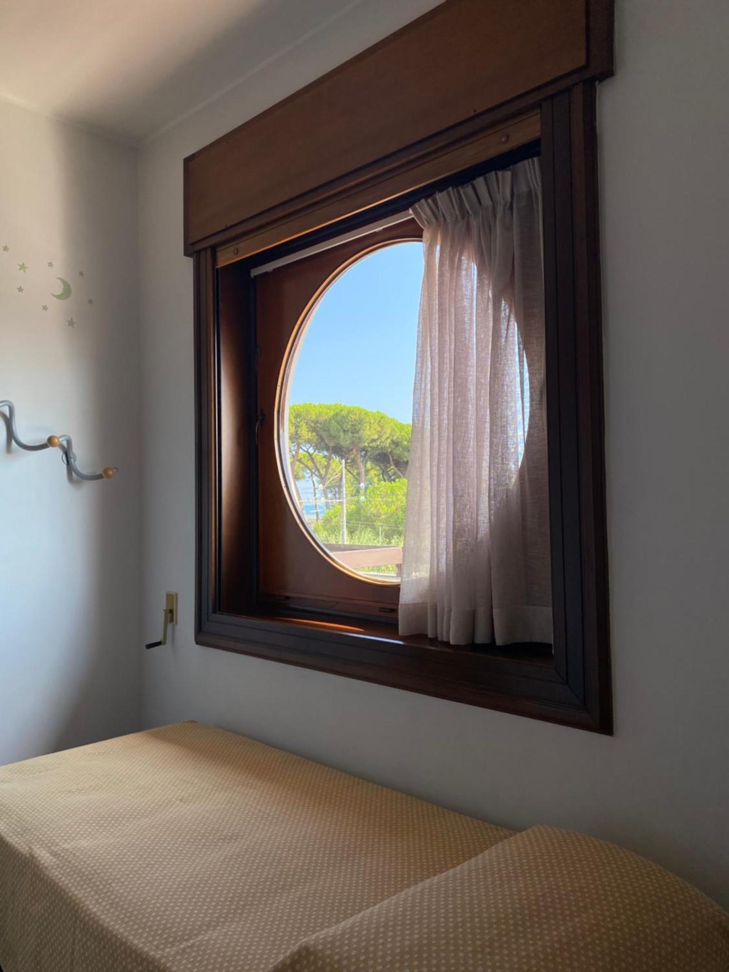 Hotel Astoria Pineto Luaran gambar